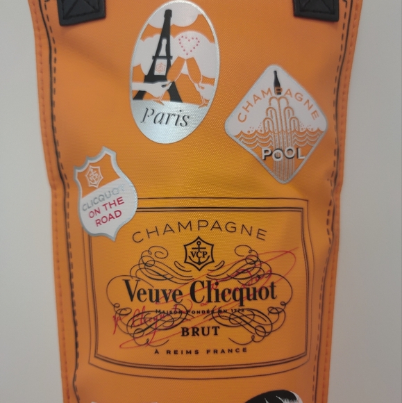 Veuve Clicquot Insulated Champagne Carrier Bag - Picture 2 of 10
